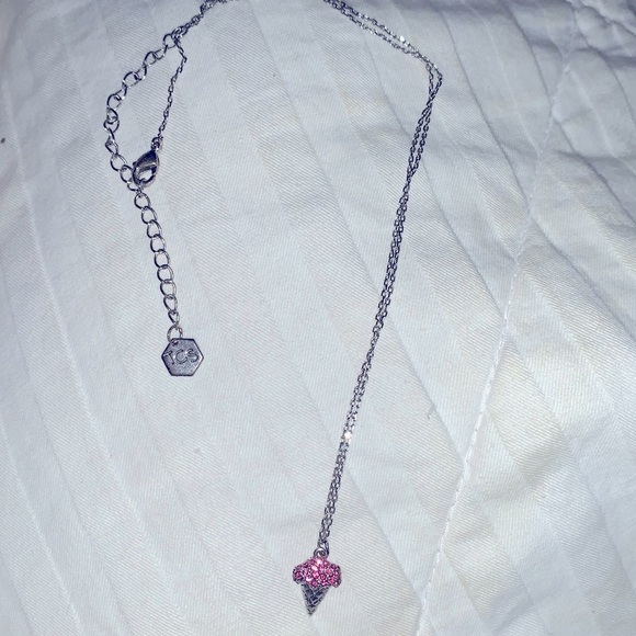 Silver tone pink (strawberry flavor😜) ice cream🍦 necklace 14 1/2” + 3”extender - Picture 1 of 7